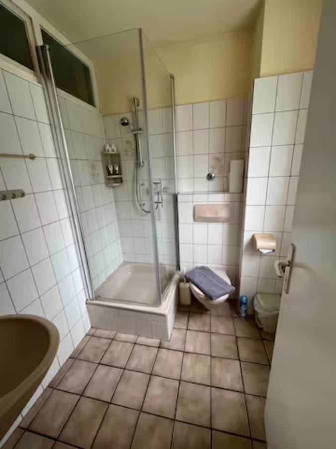 Zimmer In Koeln Экстерьер фото